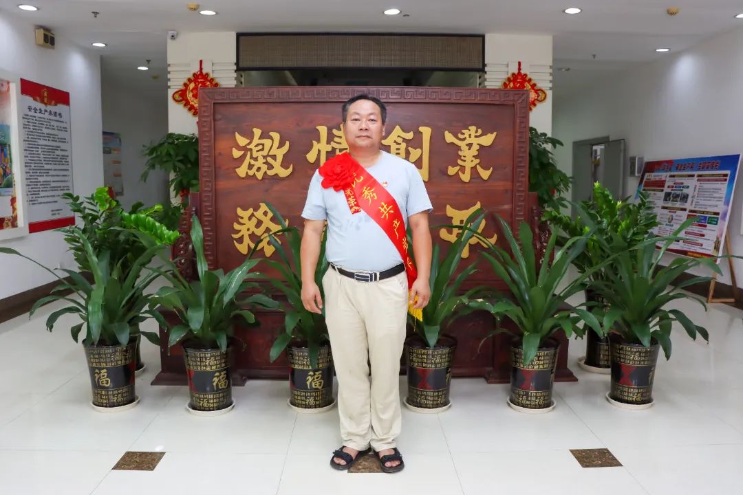 郭國(guó)明.jpg